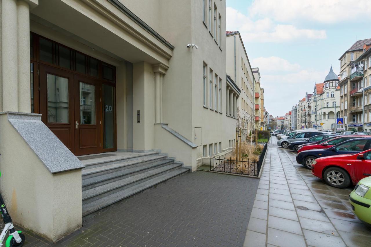 Apartment Poznan Mtp Chelmonskiego By Noclegi Renters Exteriér fotografie