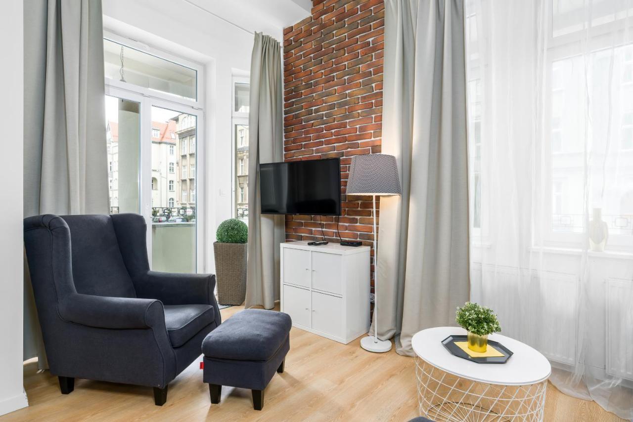 Apartment Poznan Mtp Chelmonskiego By Noclegi Renters Exteriér fotografie