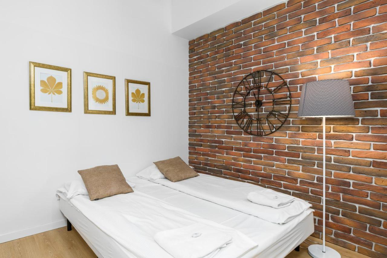 Apartment Poznan Mtp Chelmonskiego By Noclegi Renters Exteriér fotografie